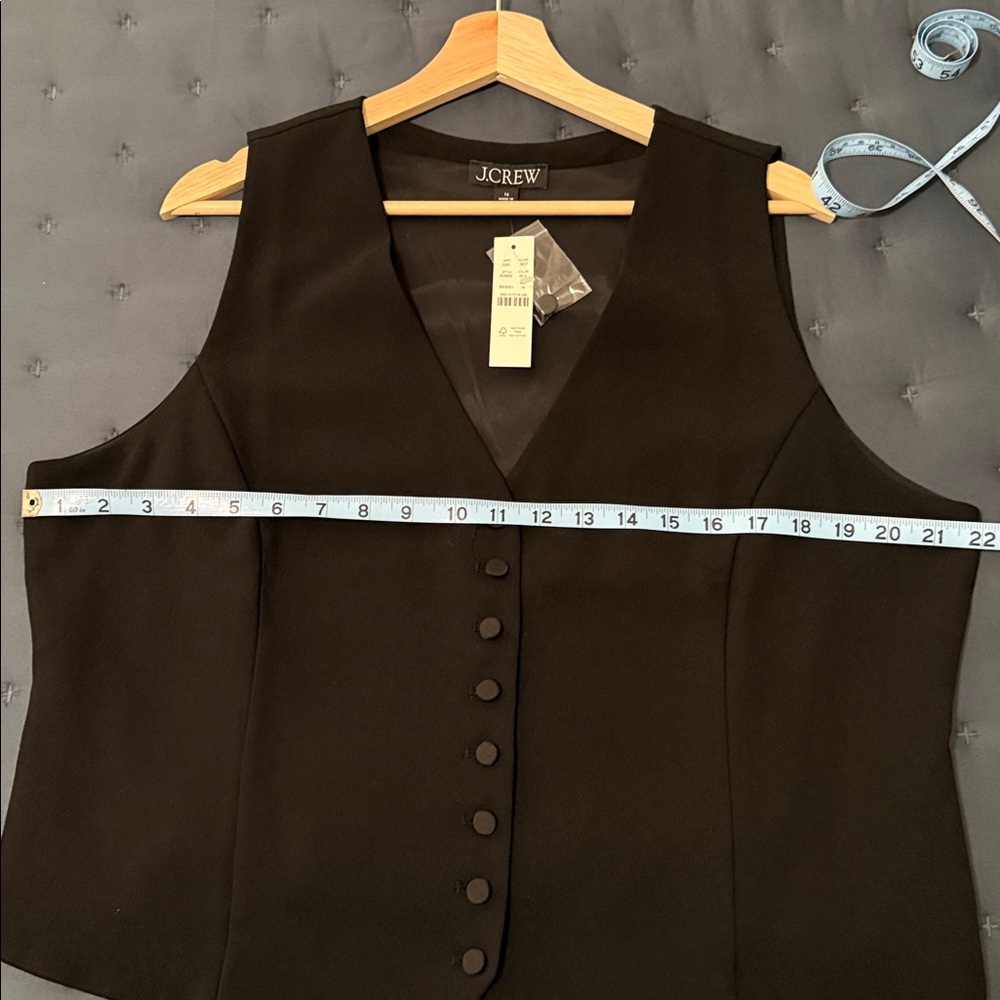 NWT!  J. Crew Black Vest Lined - Picture 5 of 8